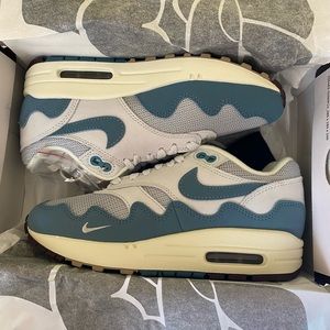 Air Max 1 x Patta Blue